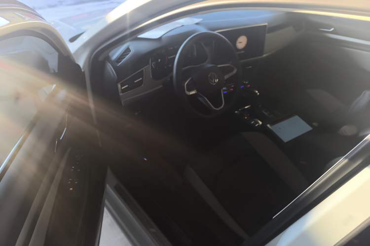 Used Volkswagen Bora 2023 300TSI DSG Prestige Edition
