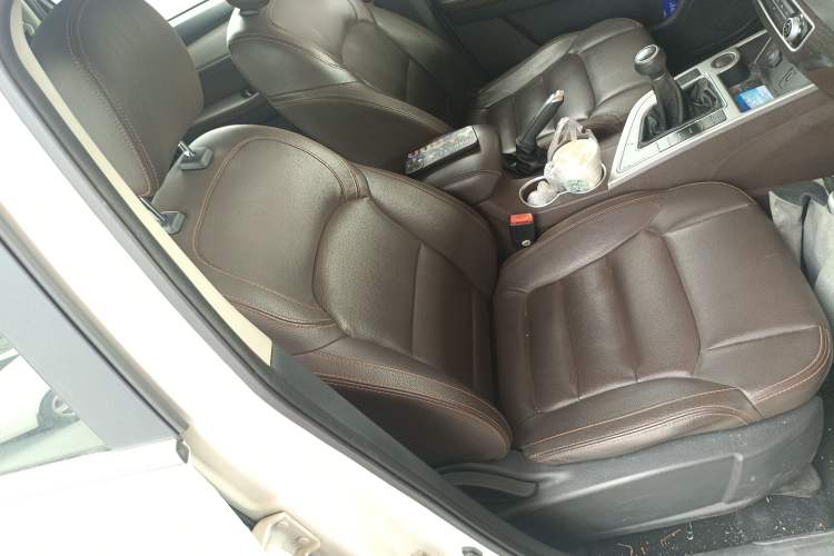 Used FORTHING Joyear X5 2017 1.6L Manual Luxury Model
