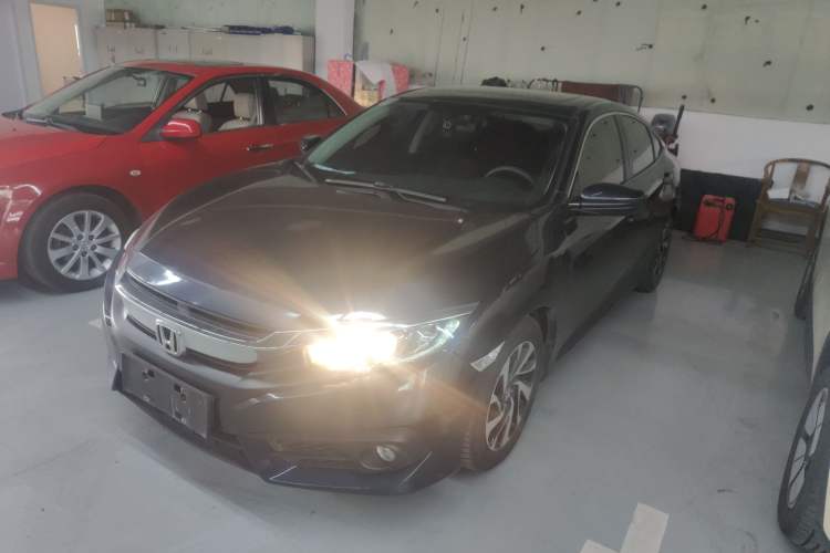 Used Honda Civic 2016 220TURBO CVT Luxury Edition