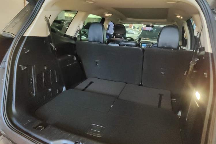 Used Ford Edge 2016 EcoBoost 245 Four-Wheel Drive Titanium Edition 7-Seater
