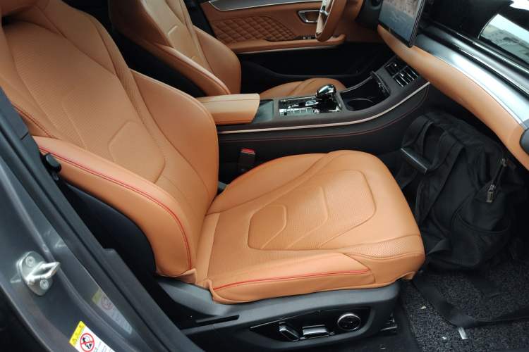 Used BYD Han 2022 DM-i 121KM Prestige Model