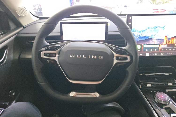 Used Wuling Xingguang 2024 Co-Creation Edition 150 Advanced Model