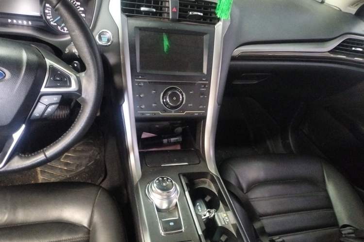 Used Ford Mondeo 2017 EcoBoost 180 Stylish Model

