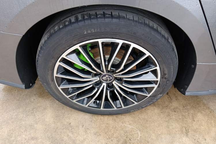 Used BYD Han 2020 EV Long-Range Luxury Model