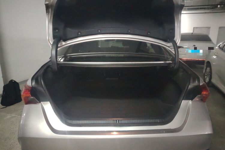 Used Toyota Avalon 2019 2.5L Ambition Version China VI Standard