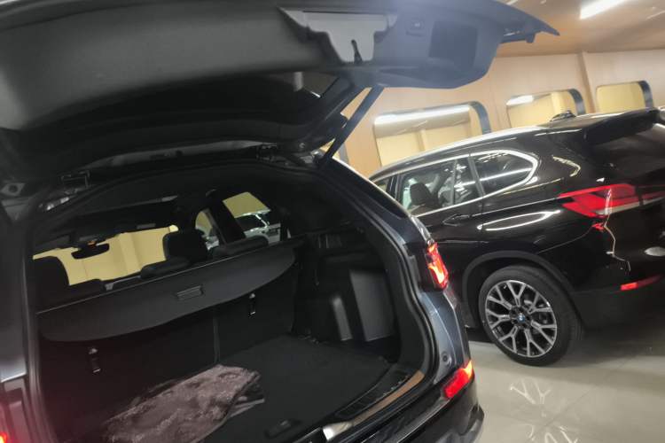 Used Land Rover Discovery Sport 2020 249 PS R-Dynamic Performance Edition
