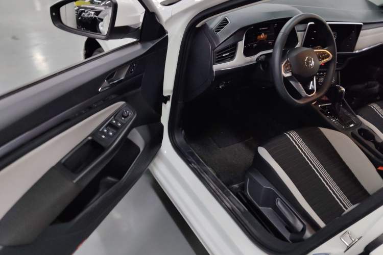 Used Volkswagen Bora 2023 200TSI DSG Comfort Edition