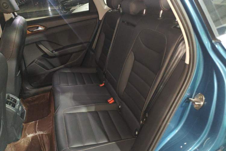 Used Volkswagen Tharu 2019 330TSI Four-Wheel Drive Luxury Edition China VI Standard
