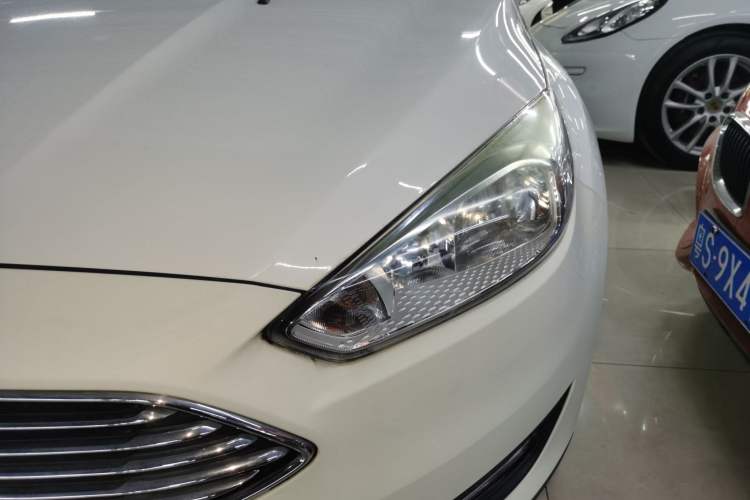 Used Ford Focus 2017 Sedan 1.6L Automatic Comfort Plus SmartDrive Edition
