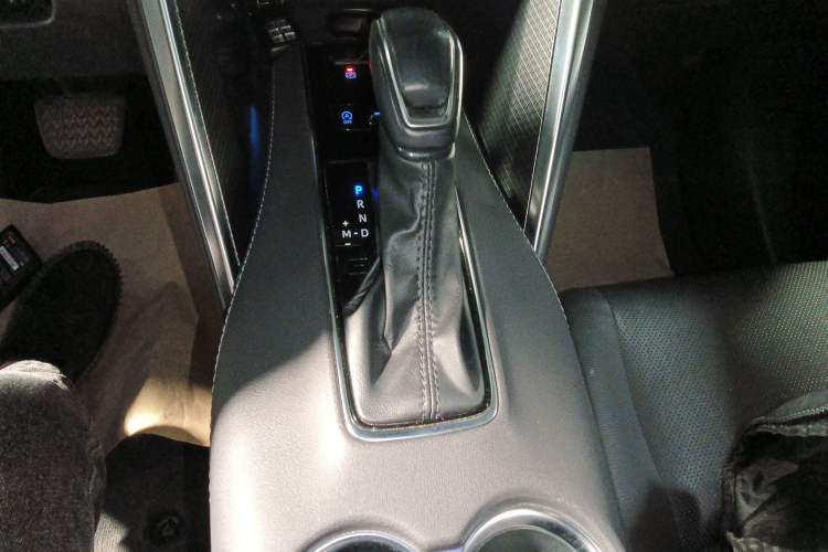 Used Toyota Venza 2022 2.0L CVT Two-Wheel Drive Prestige Edition
