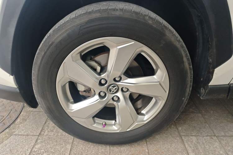 Used Toyota RAV4 2020 2.0L CVT 4x4 Style PLUS Edition
