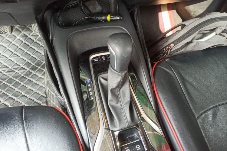 Used Toyota Corolla 2021 Dual-Motor 1.8L E-CVT Elite Edition
