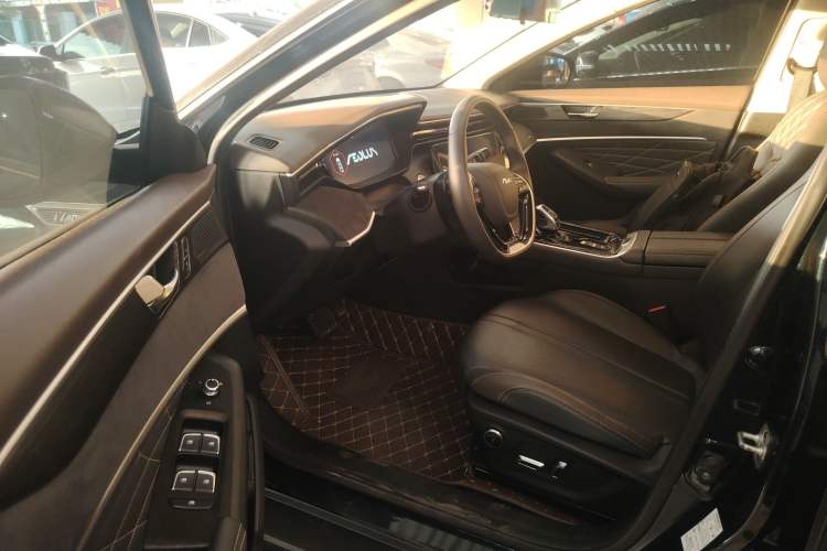 Used Dongfeng Aeolus Yixuan MAX 2021 1.5T Super Cool Dad Edition
