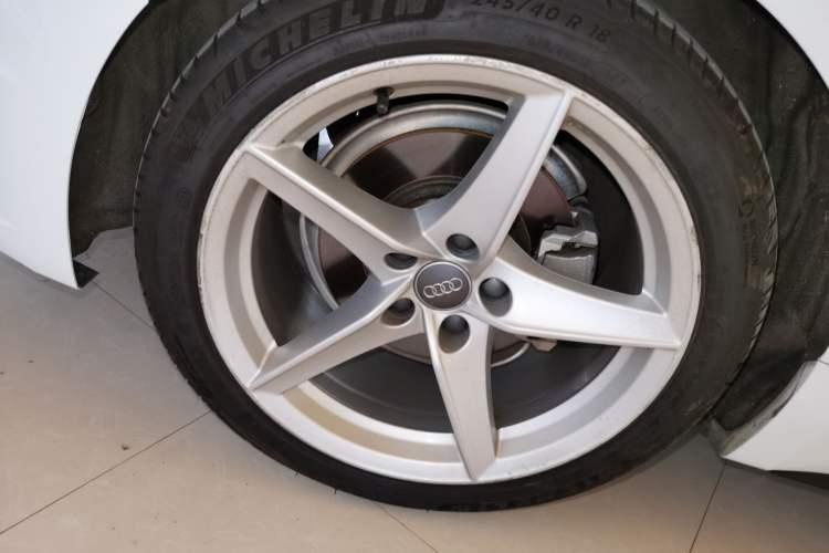 Used Audi A5 2017 Cabriolet 40 TFSI Fashion Model
