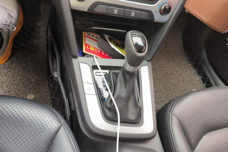 Used Hyundai Elantra (6th Generation / Lingdong) 2016 1.6L Automatic ZhiXuan – Elite Version
