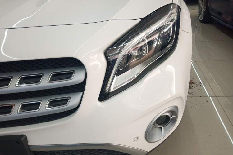 Used Mercedes-Benz GLA 2017 GLA 220 4MATIC Fashion Model
