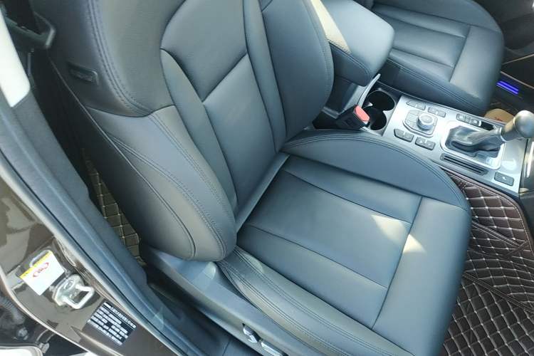 Used Haval H6 Coupe 2015 Blue Label 2.0T Automatic Two-Wheel Drive Prestige Model
