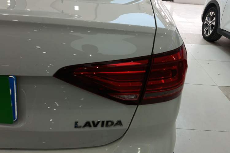 Used Volkswagen Lavida 2019 Lavida Start 1.5L Automatic Trendy Version China VI Standard
