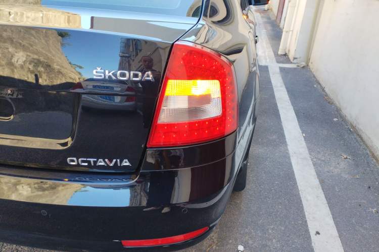 Used Skoda Octavia 2014 2.0L Automatic Yijie Edition
