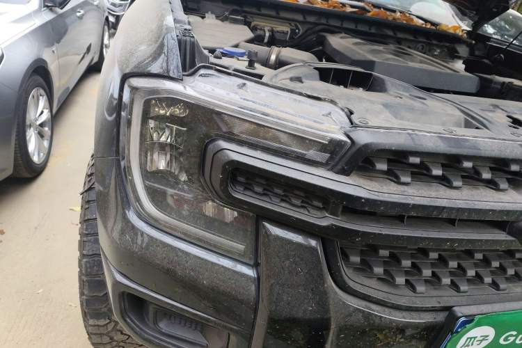 Used Ford Ranger 2023 Shanlin Two-Wheel Drive Automatic Version Gasoline
