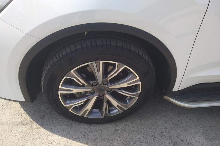 Used Geely Auto Jiajie 2023 Geely Jiaji L 1.5TD DCT Luxury Model
