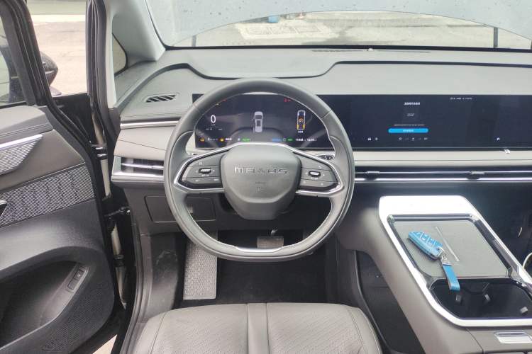 Used SAIC MAXUS Dajia 7 2024 Super Hybrid Ultra-Long Range Edition – Premium Version