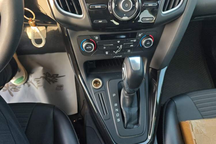 Used Ford Focus 2015 Sedan 1.6L Automatic Trend Model