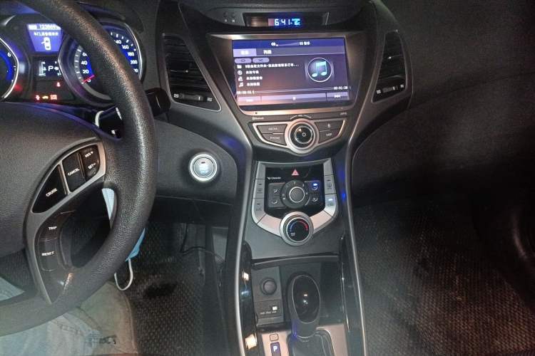 Used Hyundai Elantra (5th Generation / Langdong) 2016 1.6L Automatic Prestige Edition
