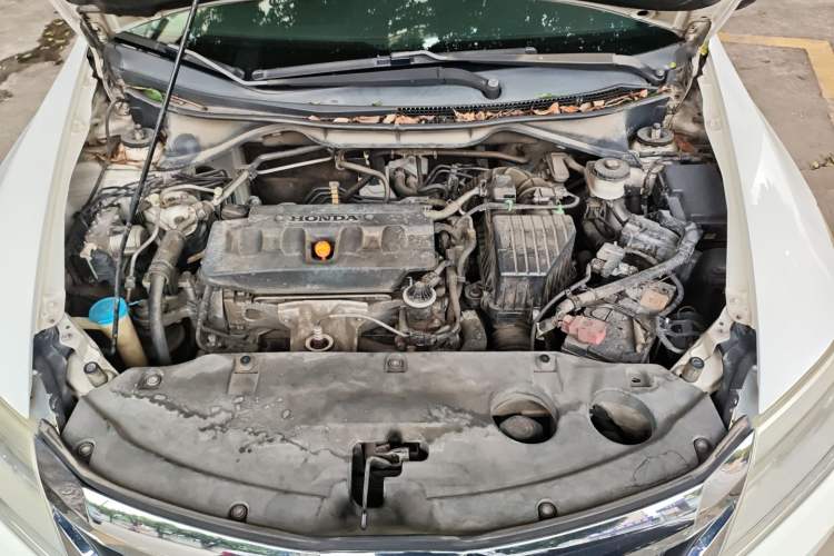 Used Honda Crider 2013 1.8L automatic luxury edition
