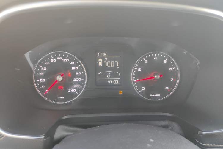Used Roewe RX5 2020 20T Manual 4G Connect Million Edition
