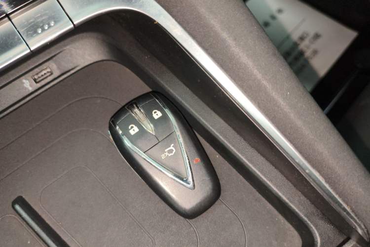 Used Changan UNI-T 2022 1.5T Prestige Version
