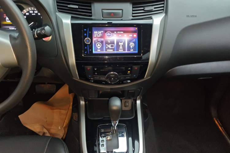 Used Nissan Terra 2020 2.5L XL Upper Automatic Two-Wheel Drive Luxury Edition
