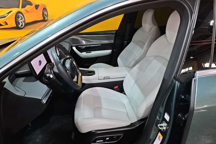 Used XPeng P7 2023 P7i 702 Pro