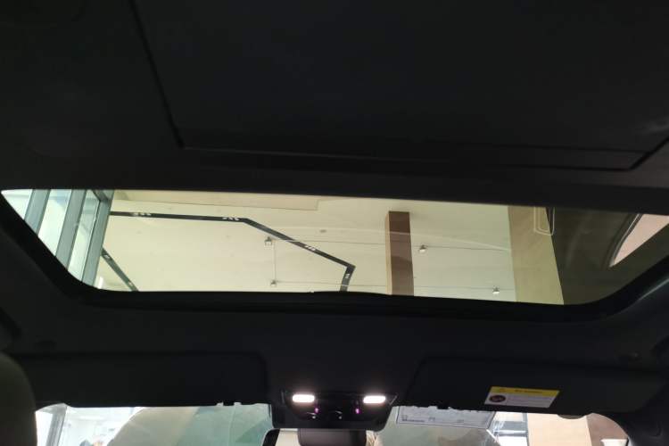 Used Li Auto L8 2023 Max model
