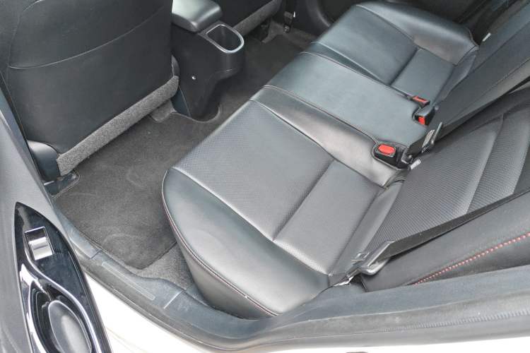 Used Toyota YARiS L 2021 X-Trail 1.5L CVT Luxury Edition
