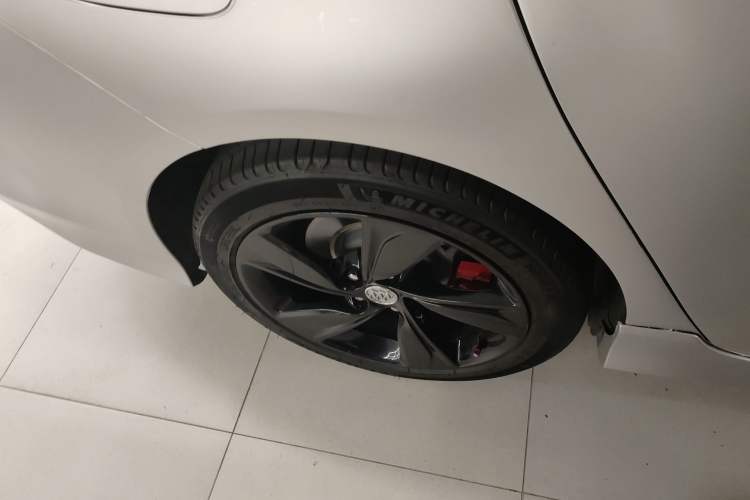 Used Buick Regal 2021 GS 28T Prestige Model