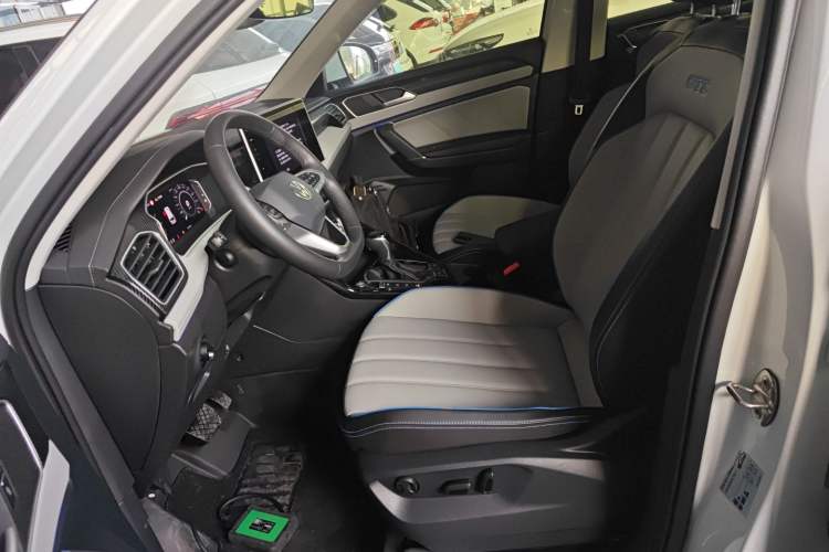 Used Volkswagen Tayron GTE Plug-in Hybrid 2023 280TSI Luxury Plus Advanced Edition
