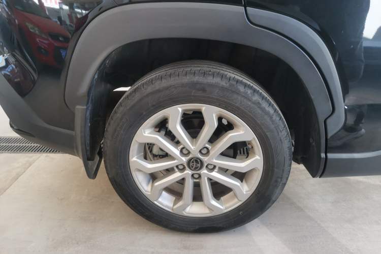 Used Toyota FRONTLANDER 2023 2.0L CVT Leading Edition
