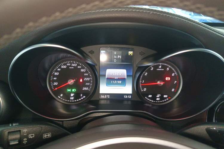 Used Mercedes-Benz GLC 2019 Facelift GLC 260 L 4MATIC Luxury Model
