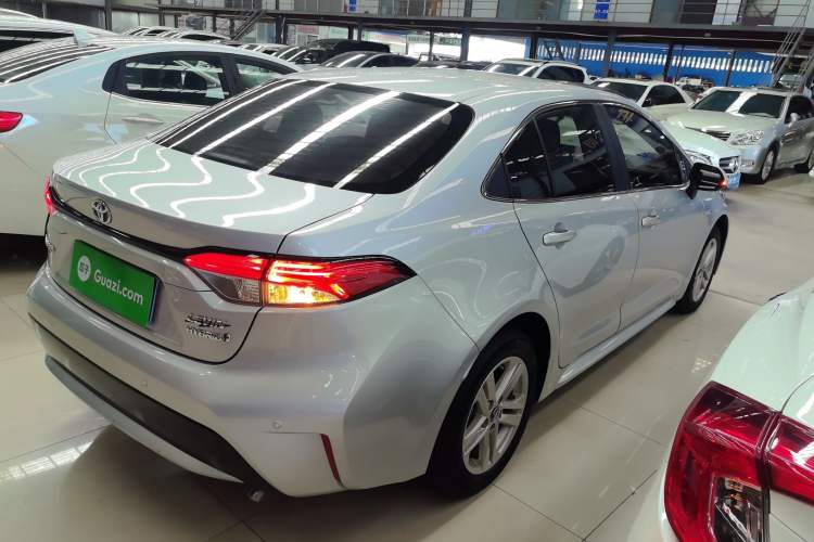 Used Toyota Levin 2019 Dual-Engine 1.8H E-CVT Luxury Edition China VI Standard
