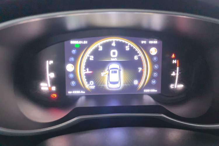 Used Geely Auto Emgrand X7 Sport 2022 1.8TD DCT Zhiya Trim