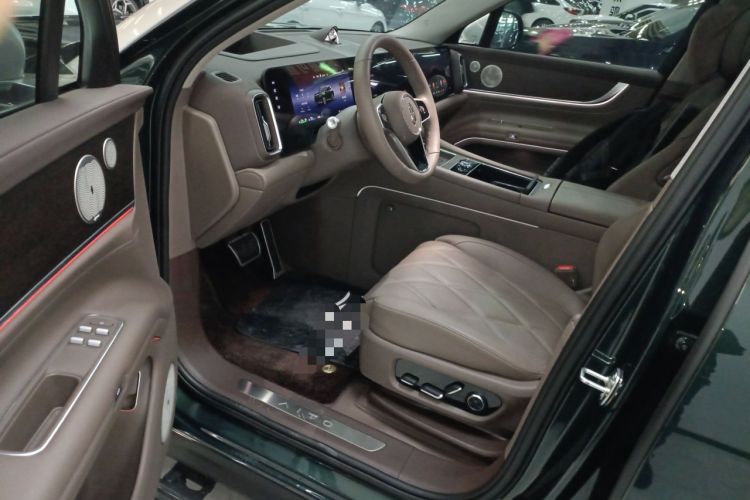 Used Hima AITO M9 2025 Extended-Range Ultra Version 52 kWh 6-Seater
