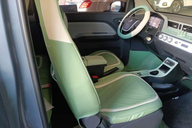 Used Wuling Hongguang MINIEV 2022 Macaron Premium Model – Lithium Iron Phosphate
