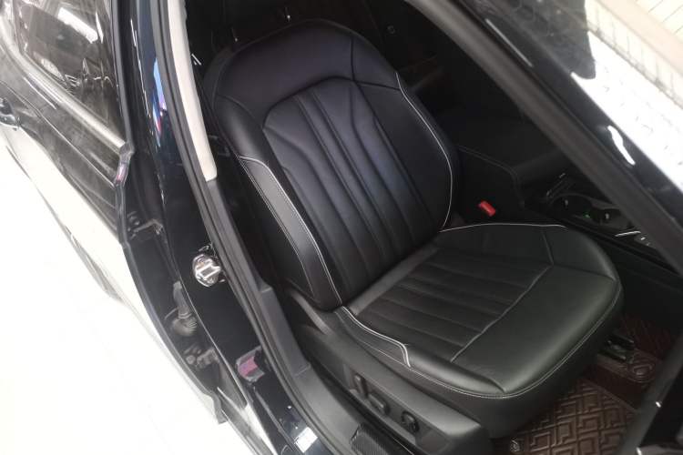 Used Volkswagen Passat 2023 330TSI Starry Elite Edition
