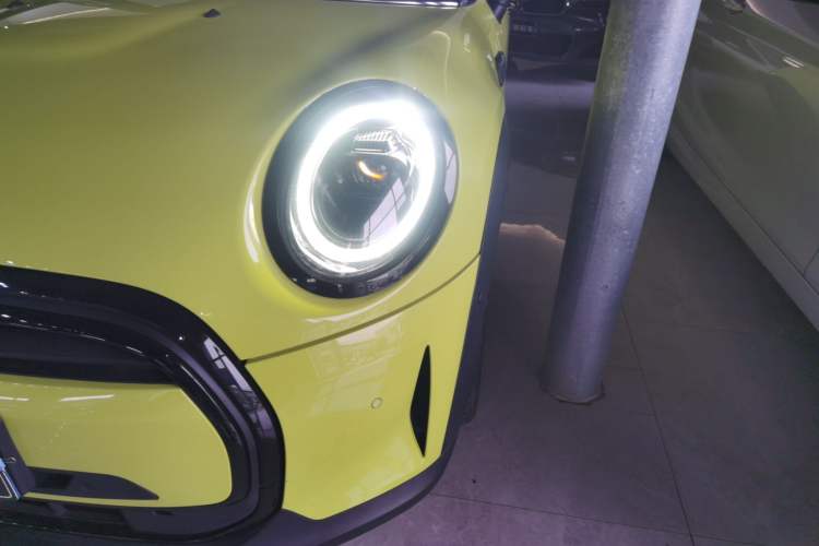 Used  MINI 2023 Revised 1.5T COOPER CABRIO Artist
