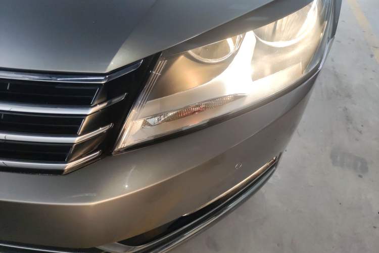 Used Volkswagen Magotan 2012 Travel Edition 2.0 TSI Comfort Version