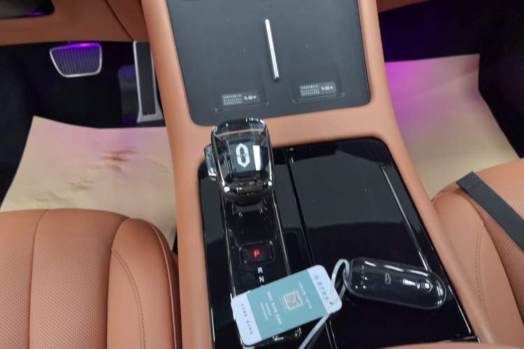 Used Hima AITO M7 2024 1.5T Intelligent Driving Rear-Drive Max Edition 6 Seats
