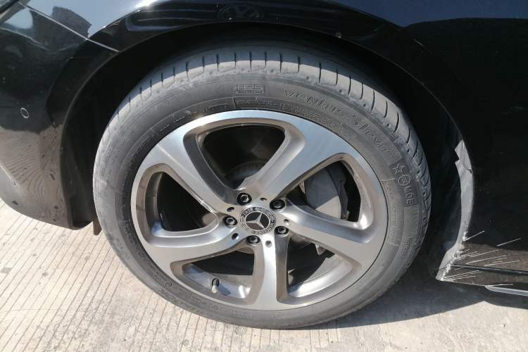 Used Mercedes-Benz E-Class 2018 Restyled E 300 L Sporty and Stylish Edition