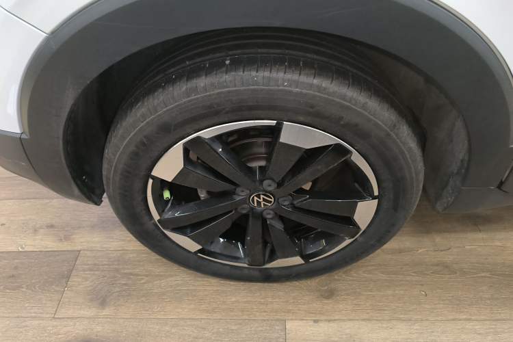 Used Volkswagen Tacqua 2023 200TSI DSG Joy-Connect Edition
