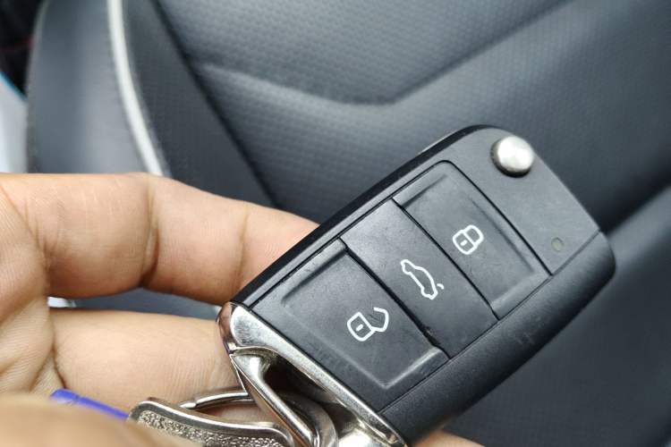 Used Volkswagen Tiguan L 2021 330TSI Automatic Two-Wheel Drive R-Line Flagship Edition
